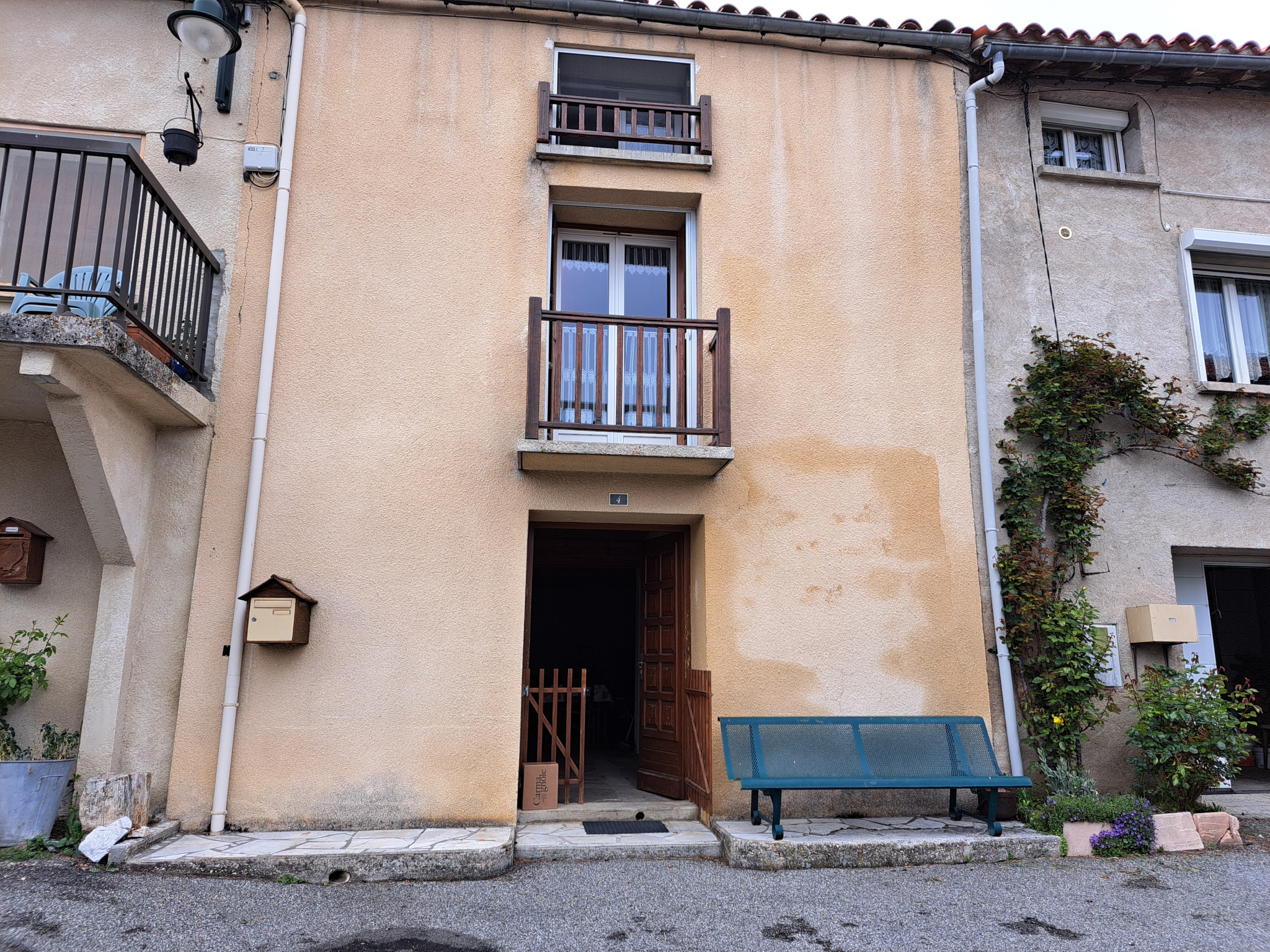 Maison avec vue dégagée et exposition plein SUD, potager et
